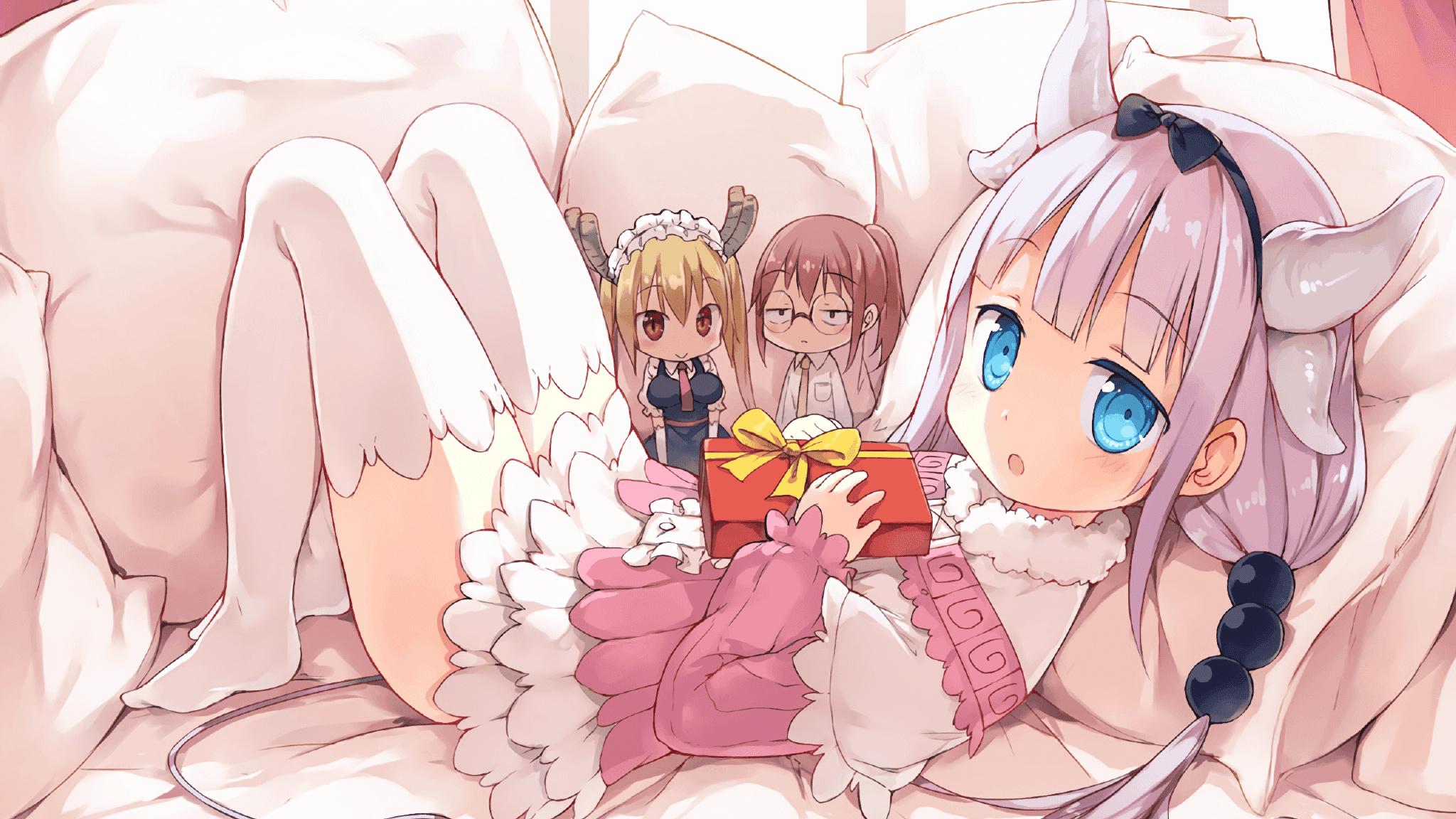 林丹指导青少年训练亲自示范动作,林丹发力